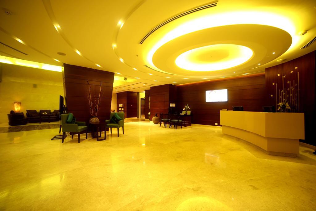 Olive Downtown Hotel Kochi Exterior photo